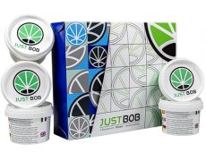 Selezione di erba legale nel Kit winter Gold Limited Edition