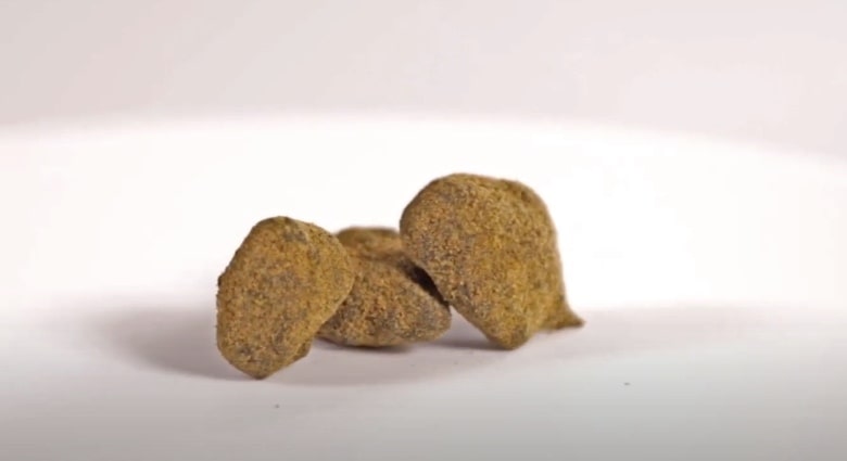 What is the CBD in Moonrock, and what are its effects?